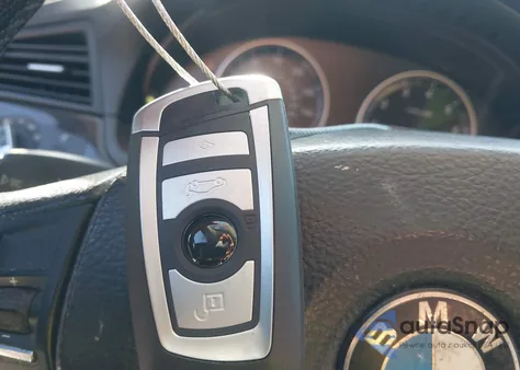 2011 BMW 535I xDrive z USA, uszkodzony, nr VIN WBAFU7C57BC873631